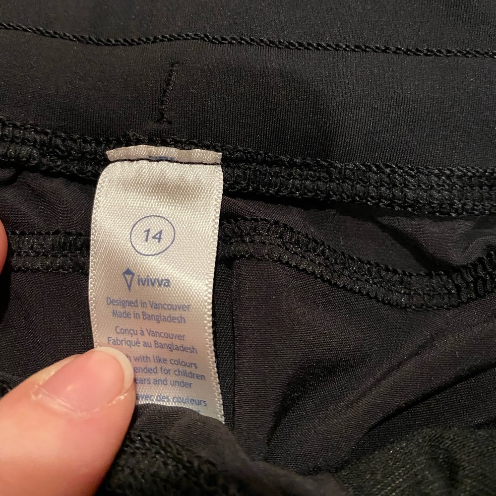 Ivivva Cropped pants - Picture 4 of 4